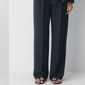 Aritzia Navy Wide-Leg Women's Trousers